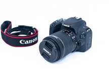 Canon EOS 200D + obiectiv 18-55mm - 20.000 de cadre - Aparat foto DSLR