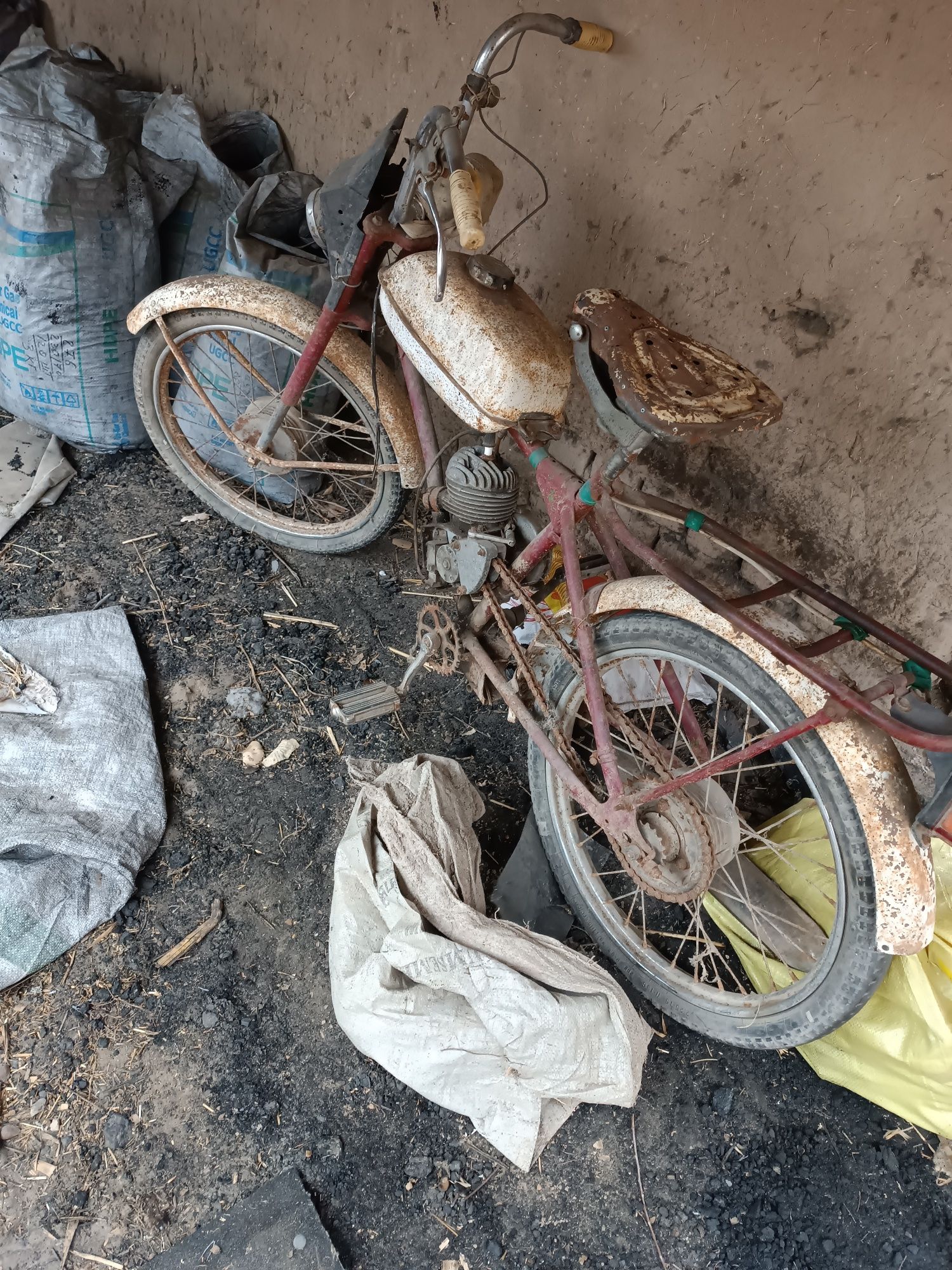 Moped motorli valli