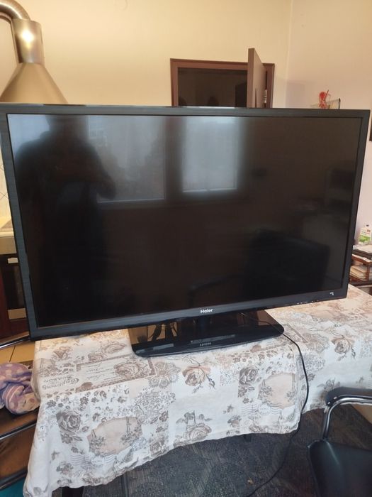 Телевизор Haier 46 инча