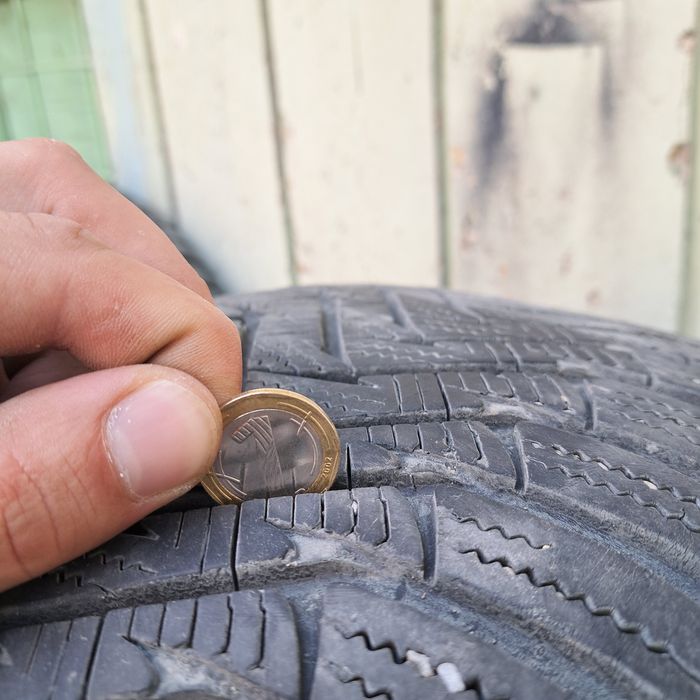 Джанти с гуми /225/45 R18 ЕТ 35 8J