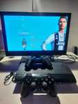 Playstation 3, 35 игры, 2 джойстик, Прошитый