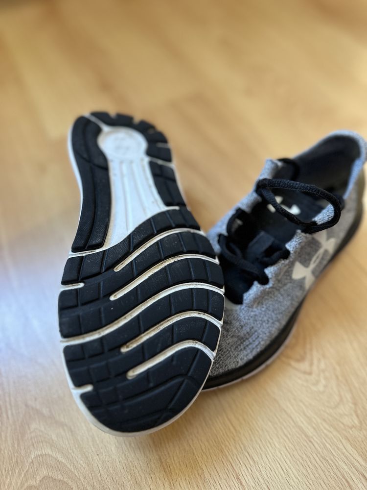 Маратонки Under Armour