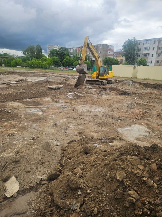 Excavator  Caterpilar