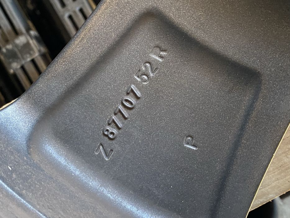 17 цола 5 х 112 мм Фолксваген Голф , Туаран , Джета , VW Golf