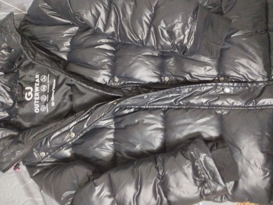 Продам зимнюю теплую куртку