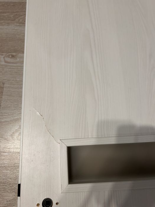 Usa baie frasin cu defect estetic