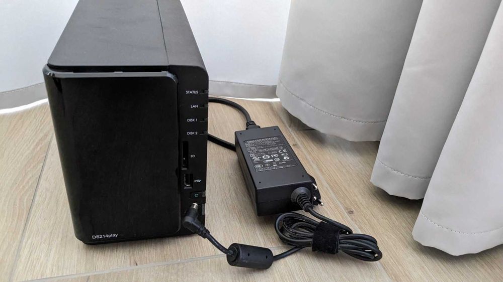 NAS мрежови сторидж Synology DS214 Play, 1Gb RAM, 2 bay
