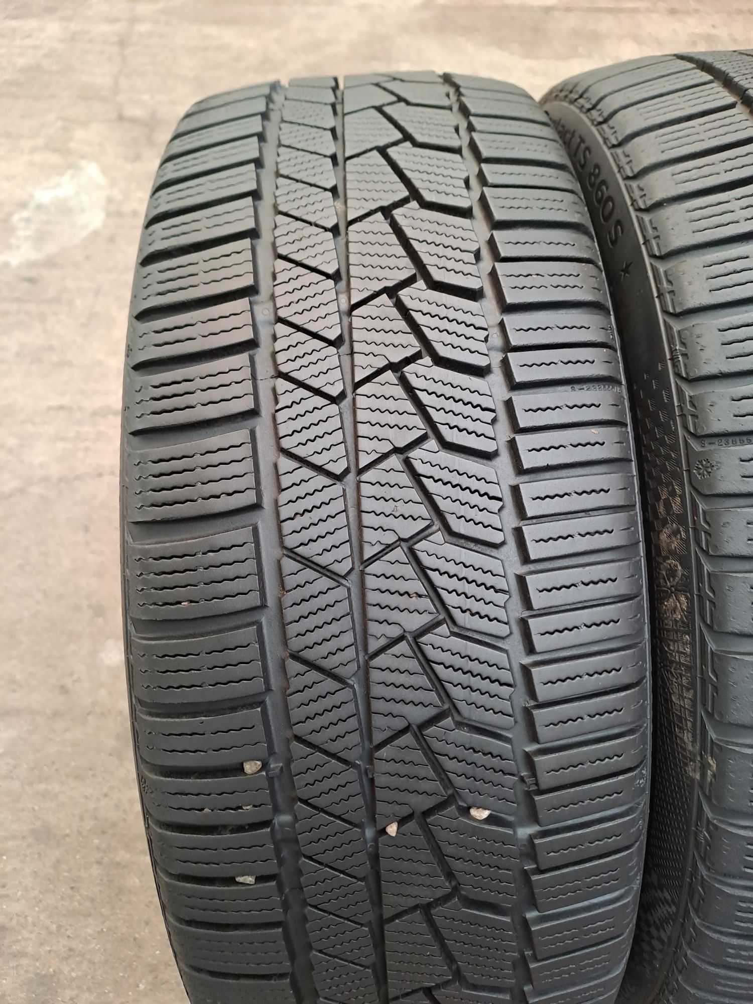 4бр. 205/45/18 Continental CWC TS 860 S: Почти Нови Зимни гуми