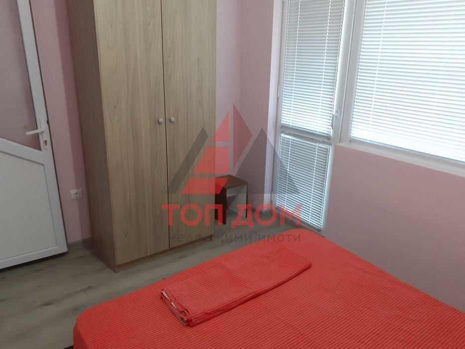 Дава се под наем Тристаен апартамент в Варна, Център - 80 кв.м за 714 € - Снимка #8
