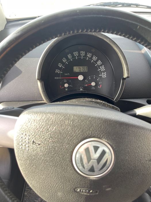 Vw beetle 2005 1.4 benzina manual coupe două uși