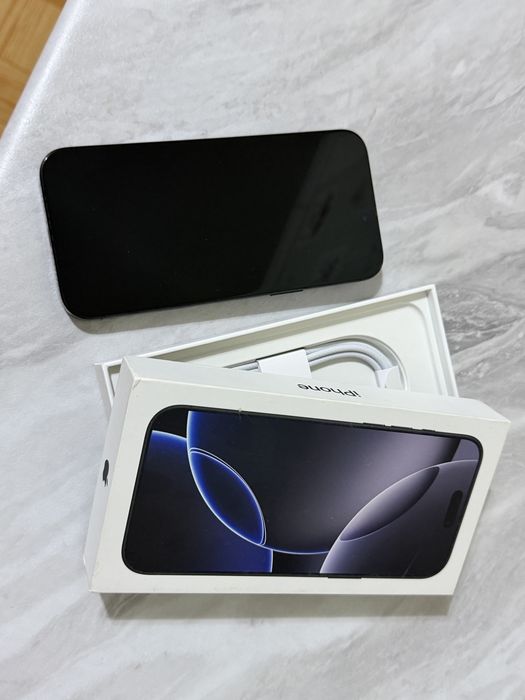 iPhone 16 Pro Max 256gb black titanium