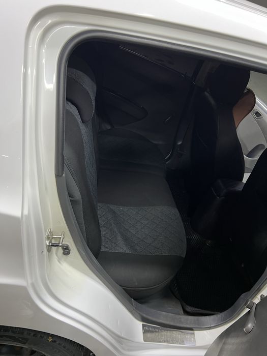 Spark продаётся