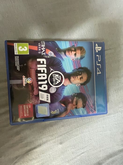 Vand joc pentru PS4