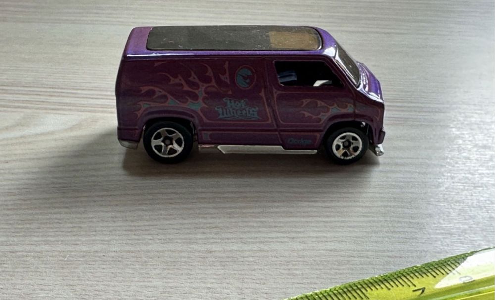 Machete auto 1/60 Johnny Lighting