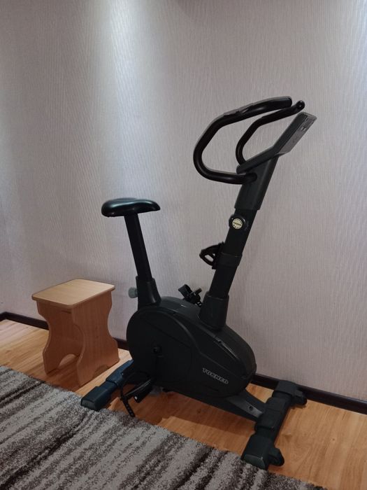 Велотренажер в хорошем состоянии