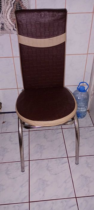 Vând masa extensibila