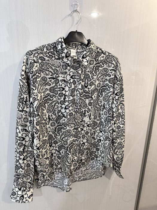 Cămașa elegantă eterna nouă