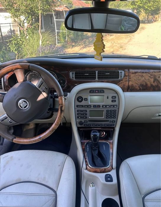 Vând sau dau la schimb cu jeep, Jaguar x type