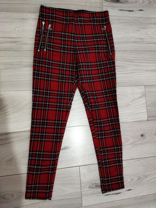 Pantaloni noi Zara model tartan Punk Rock Goth  dama M 38