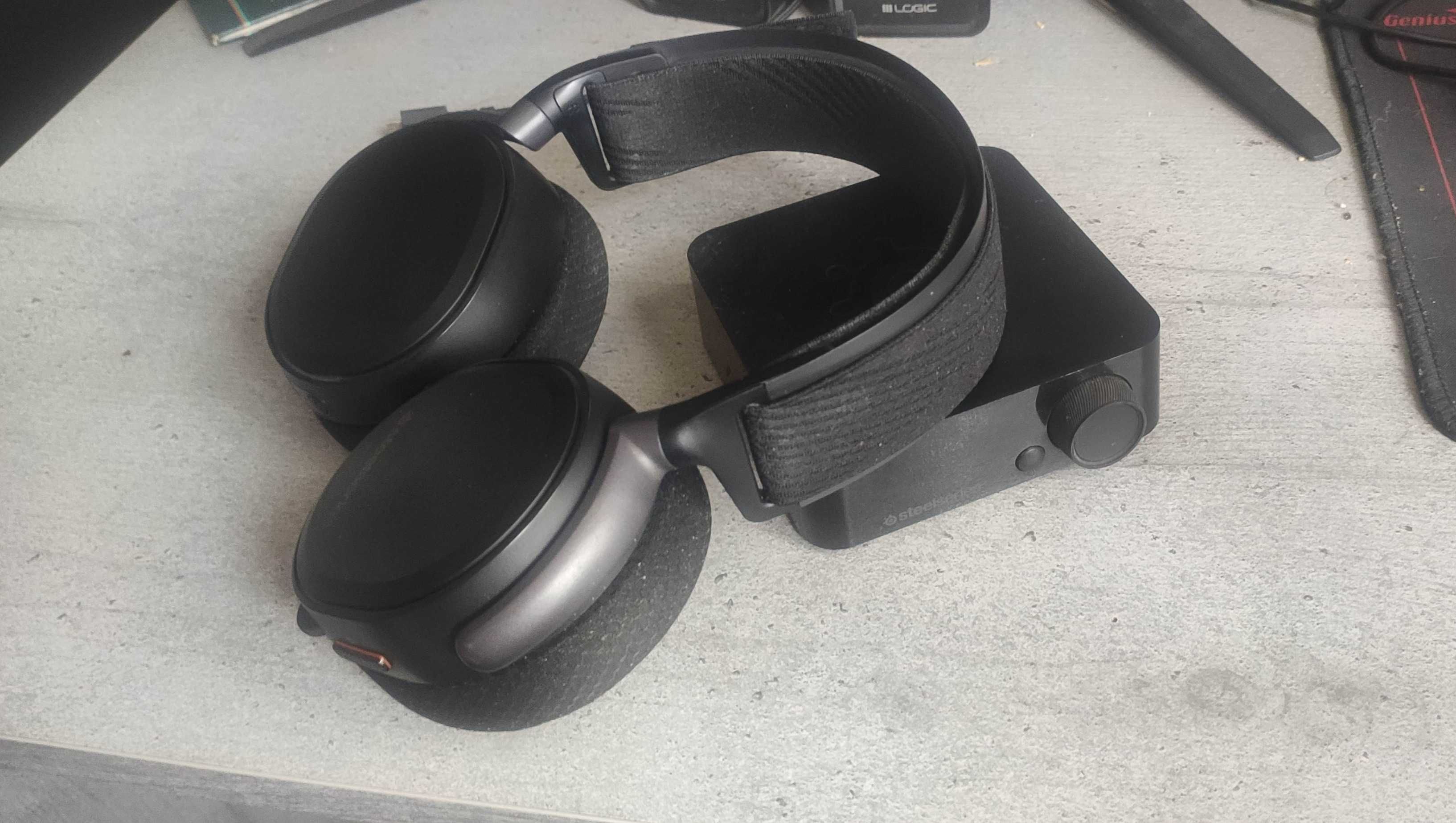 Слушалки Steelseries arctis pro wireless