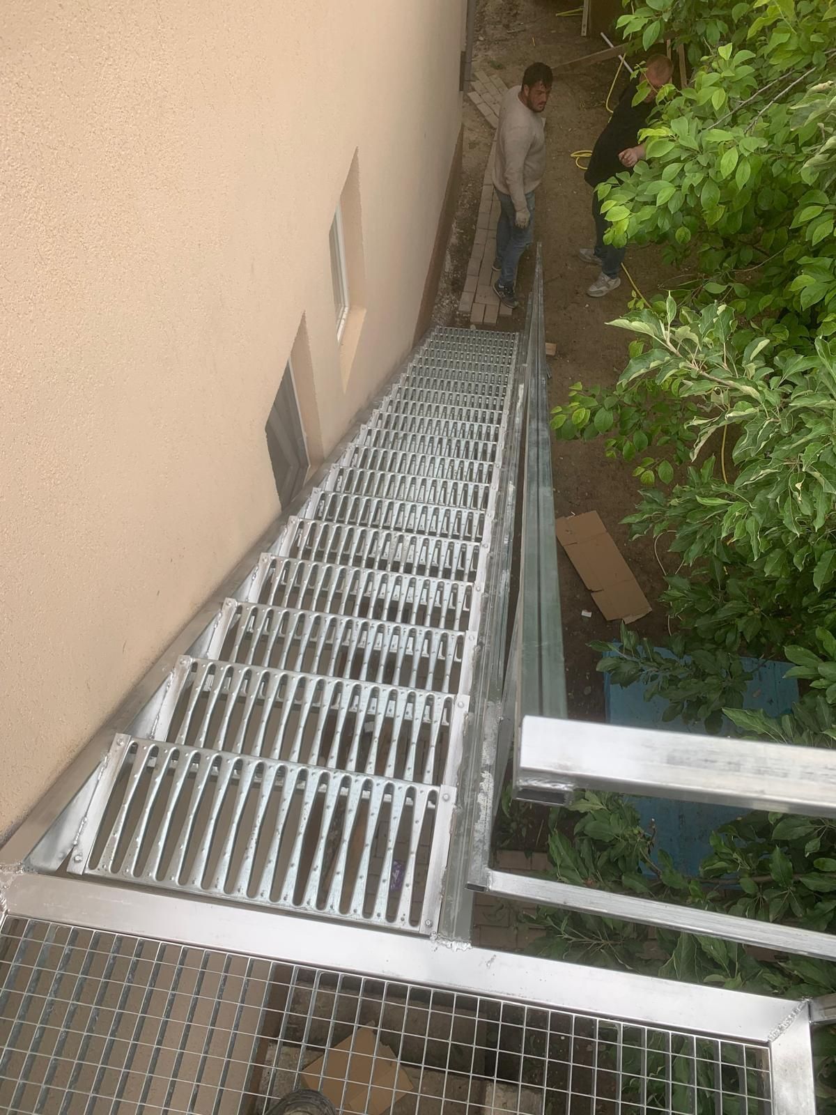 Scara metalica zincata pt exterior