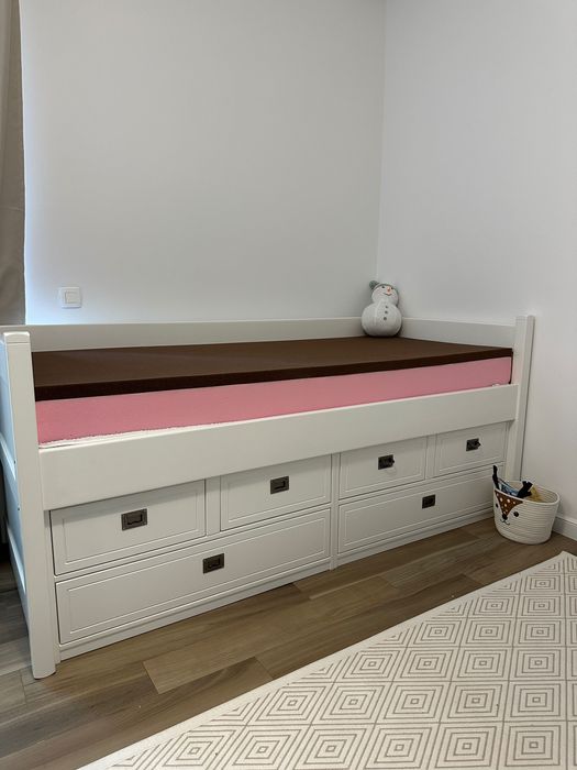 Pat de o persoana lemn masiv