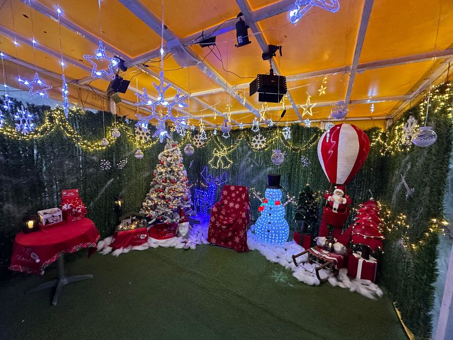 Продавам коледна украса