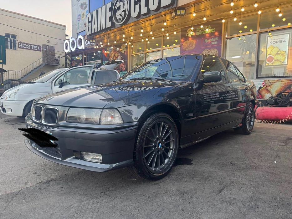 BMW sedan e36 m40 318