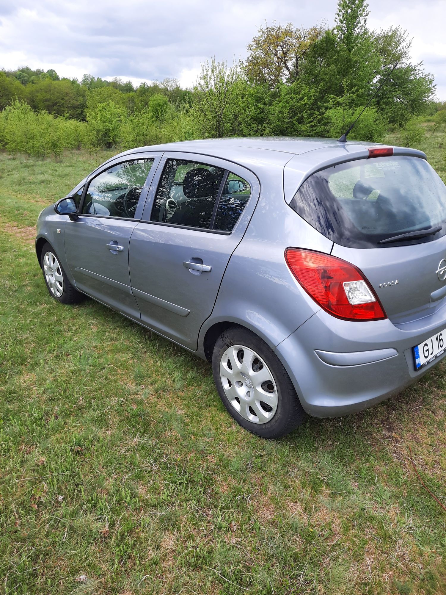 Vând Opel Corsa D 1.3 diesel