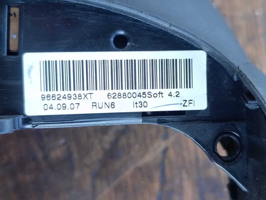 Модул бутони радио, темпом Ситроен Ц4, Пикасо / Citroen C4 966249__XT