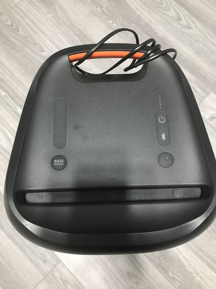 JBL Partybox 100
