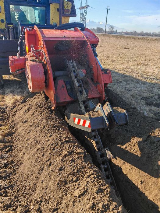 Atașament săpat șanțuri Ditch Witch CTH 120