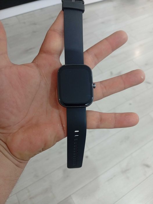 Смарт часовник, чисто нов