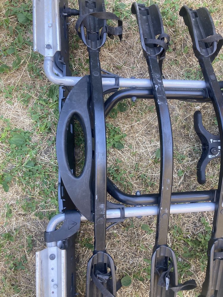 Thule suport 4 biciclete pe cirlig