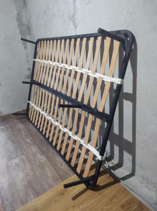 Somiera pat 140 x 200 rezistenta cu 6 picioare