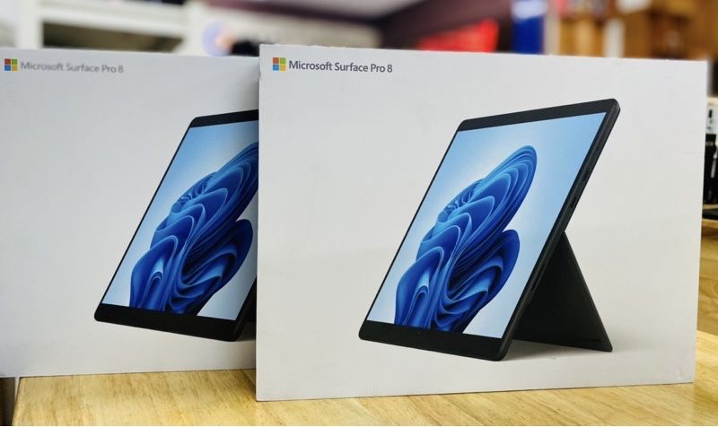 Microsoft Surface Pro 8  i7/16/1TB