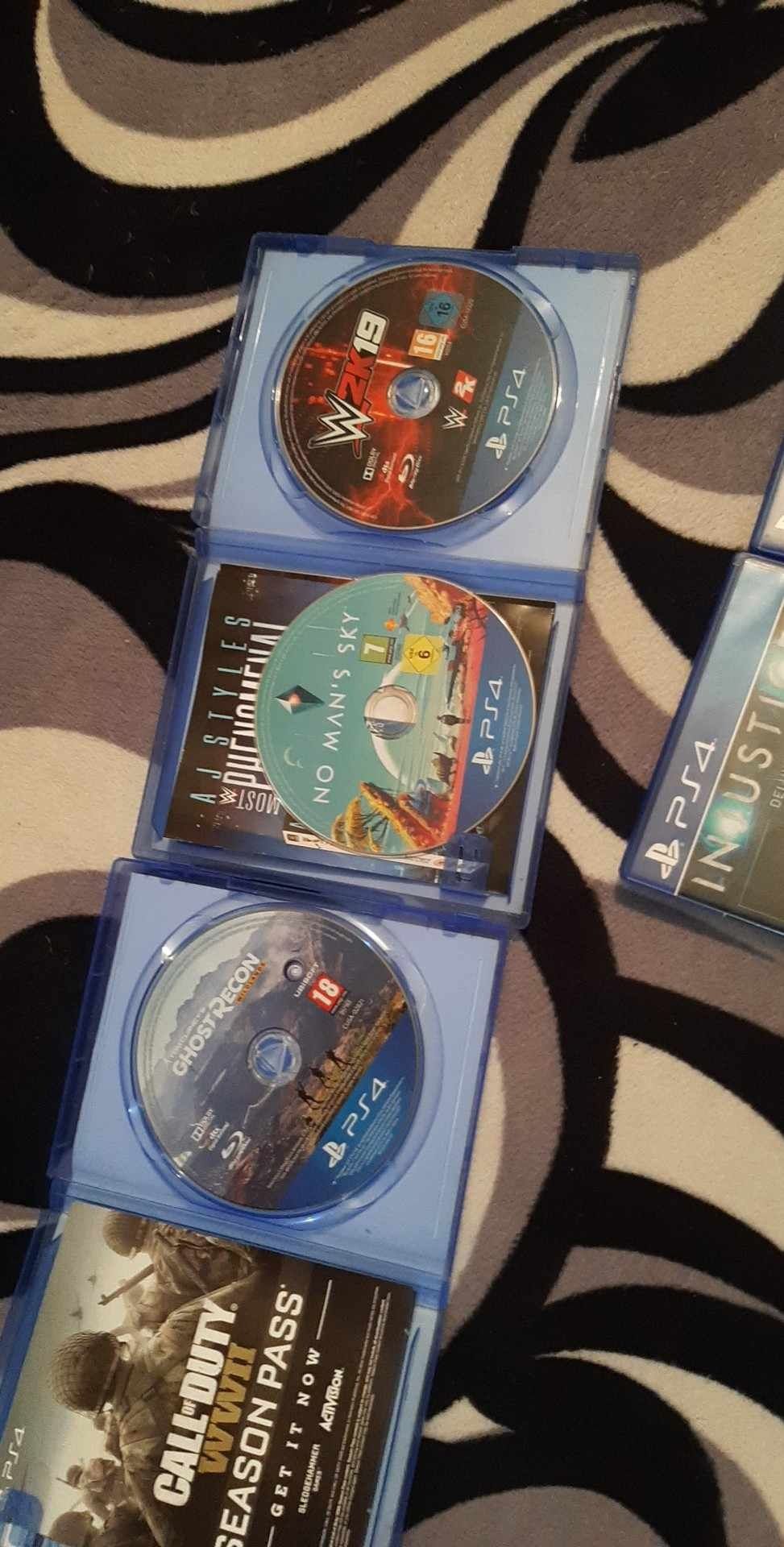 Vand Jocuri ps4 ca noi