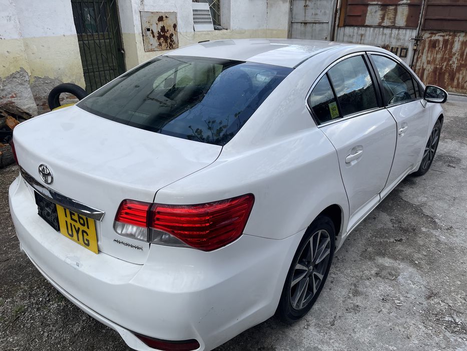 НА ЧАСТИ Toyota Avensis T27 Facelift 2013г. 2.0D-4D 124к.с