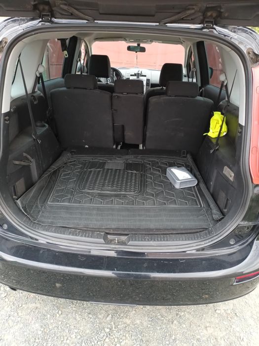 Vand Mazda 1,8 Benzina