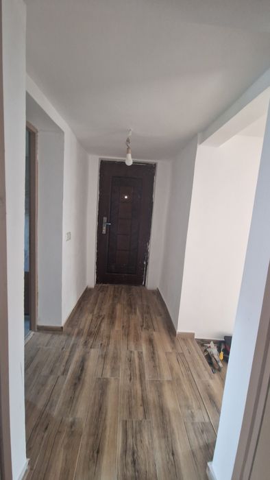 Casa 3 camere renovata