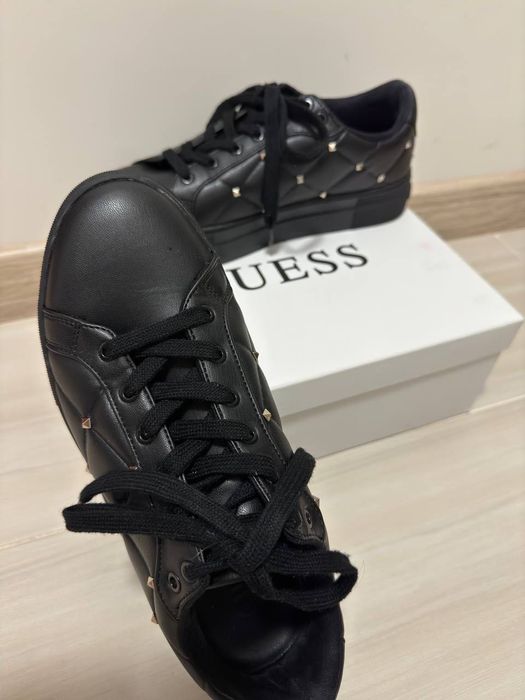 Кецове GUESS – почти нови
