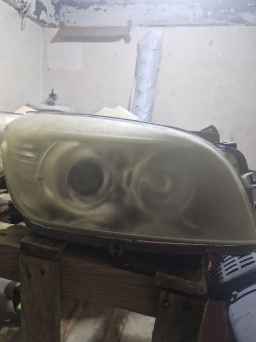 Полиране на фарове