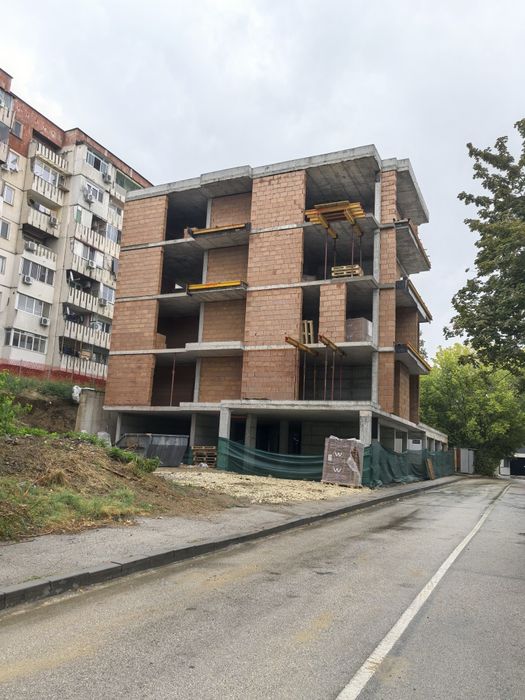 Гараж Плевен Дружба 1