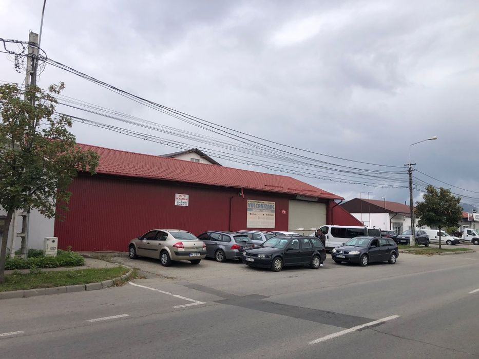 Vand hala metalica / spatiu comercial  320 mp