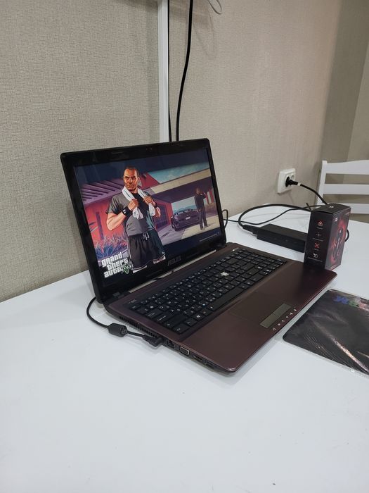 Ноутбук Asus Core-2450М игровой