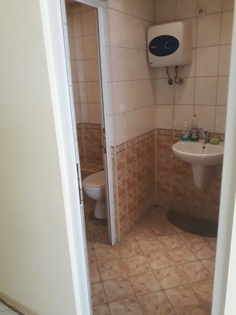 Продава се Офис в Шумен, Център - 45 кв.м за 1978 €/кв.м - Снимка #1