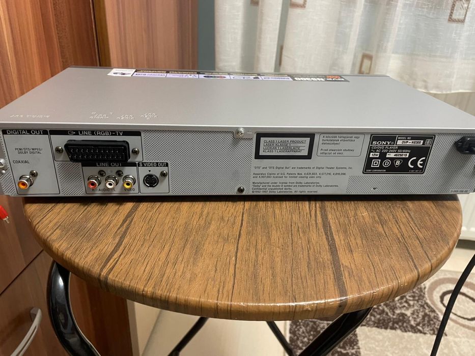 Sony DVP-NS300 CD/DVD Player