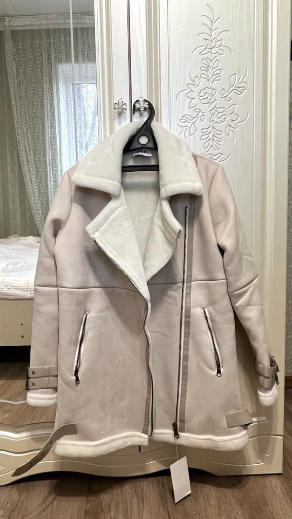 Женская дублёнка Zara хорошем состоянии
