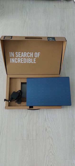 Laptop Asus E410Mdiagonala14”