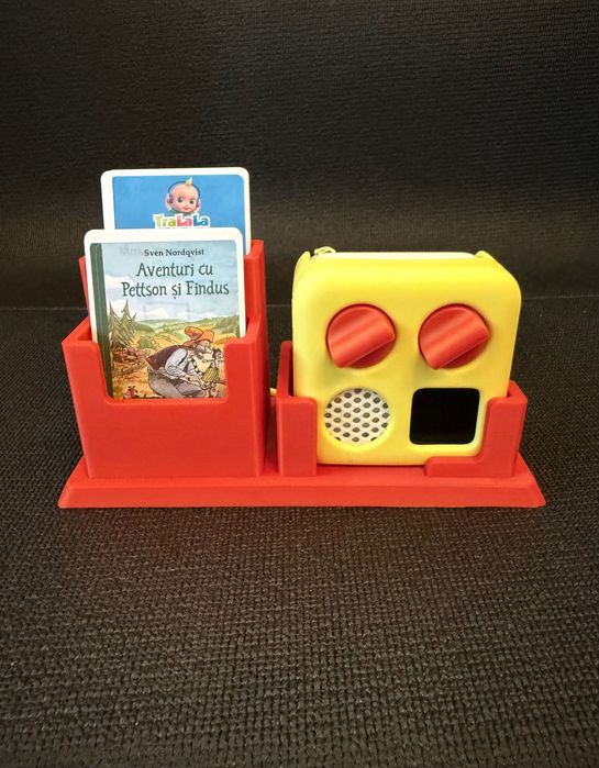 Dock Yoto Mini cu suport pentru carduri (mai multe culori)